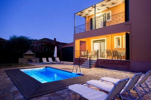 Voula Villa