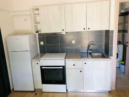 Ionian White Apartments