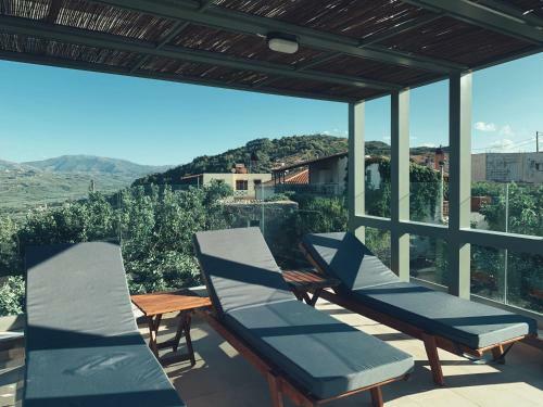 King Crimson Luxury Apartments