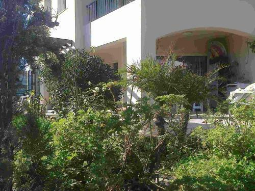 Apartament Leon Maleme Do 6 Os.