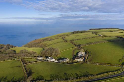 Wingate Farm, Countisbury