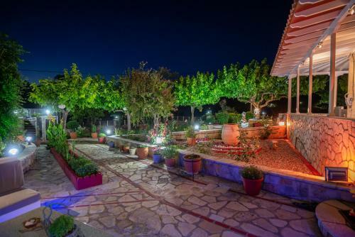 Rock Garden Villa