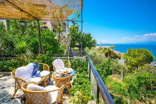 Hotel Athanasia Rooms