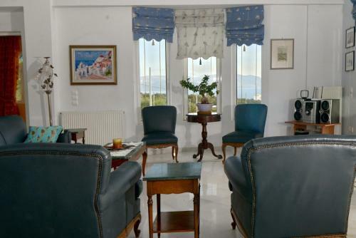 Anemolia Luxurious Villa