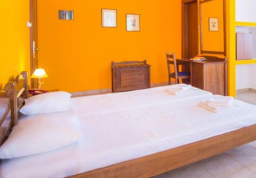 Hotel Roxani Country House Resort