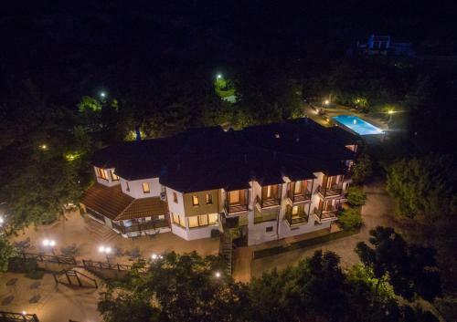 Hotel Roxani Country House Resort