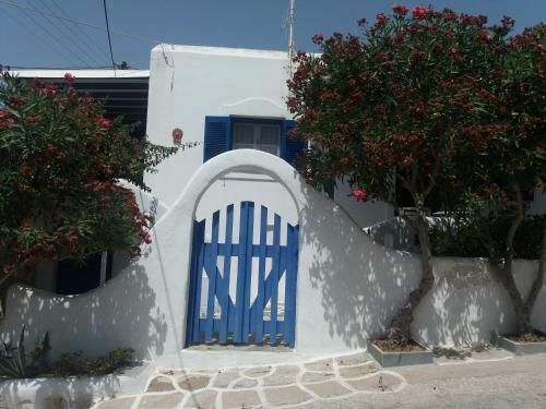 Cycladic House In Paros