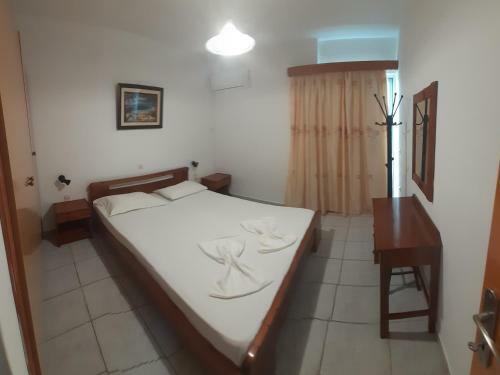 Zikas Apartments