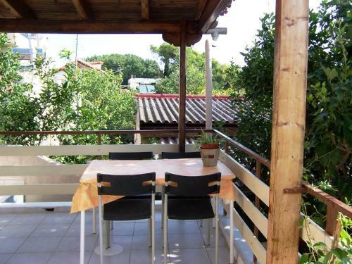 Apartamento Maria`s Haus In Artemida
