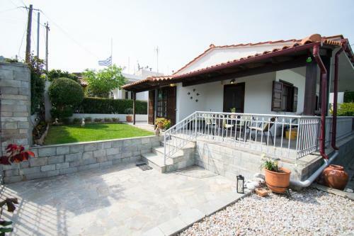 Charming Traditional Hideaway