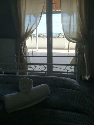 Seven Seas Apartments