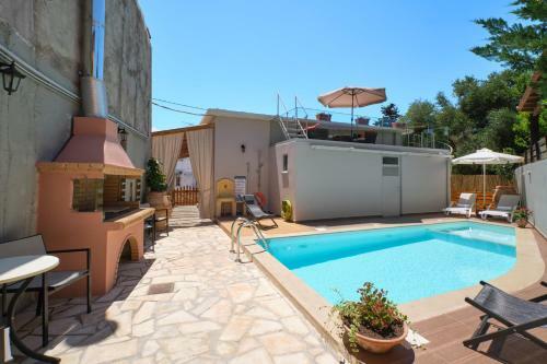 Chara Villas With 20m2 Swimming Pool-bbq!