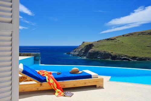 Blueros Luxury Villa