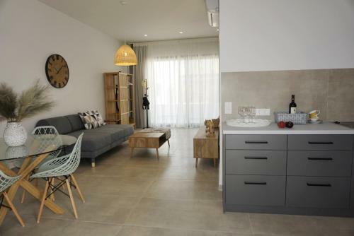 Divine Malia Suites & Apartments