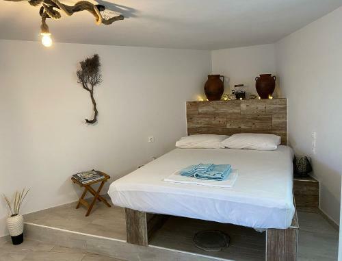 Cycladic Art Studio