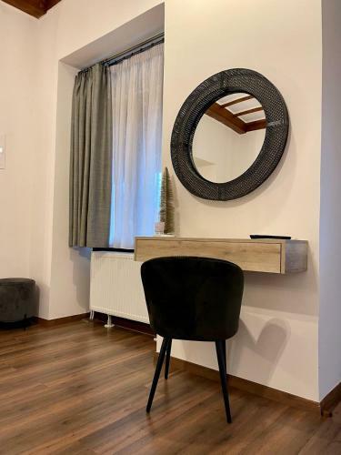11 Luxury Apartments