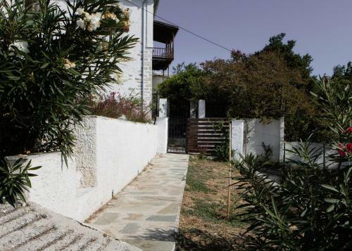 Mili? Country House
