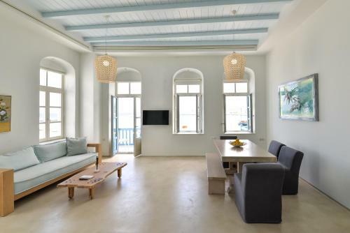 White Memories, Seafront Luxury Apartment Mykonos