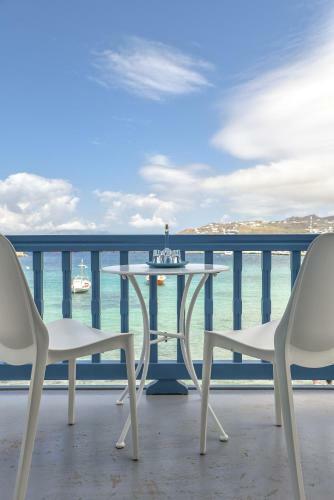 White Memories, Seafront Luxury Apartment Mykonos