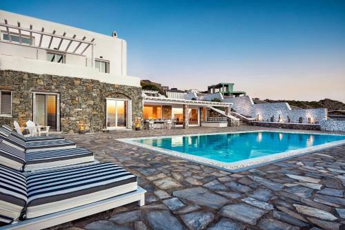 Michaelangelo Villa
