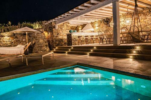 Villa Iakinthos By Mykonian Kazarte