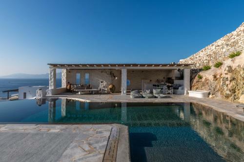 Villa Mykonis Prana By Lavillaebella