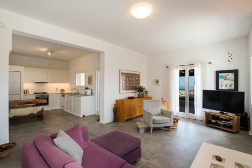 Villa Mykonian Ode With Stunning Sunrise & Sunset Views