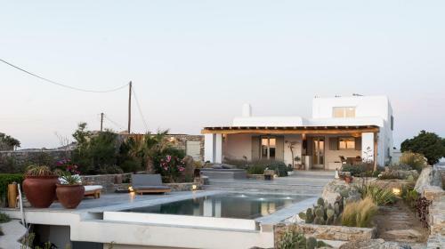 Villa Mykonian Ode With Stunning Sunrise & Sunset Views