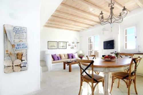 Villa Mina By Opus