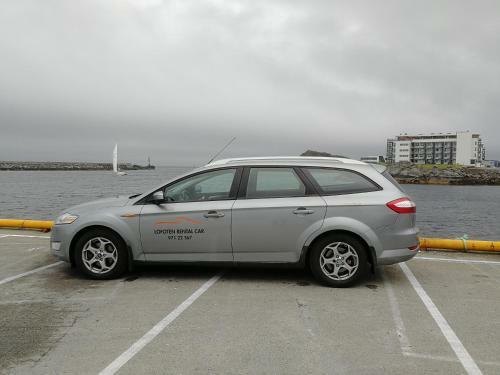 Hostal Lofoten Villa And Car Rental
