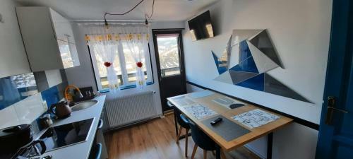Hostal Pensiunea La Poalele C?limanilor