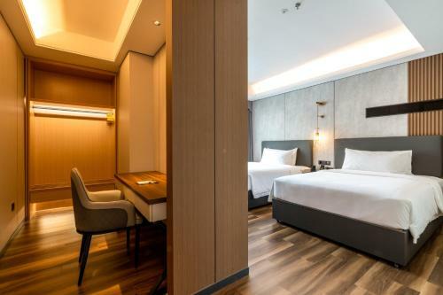 Hotel ?????