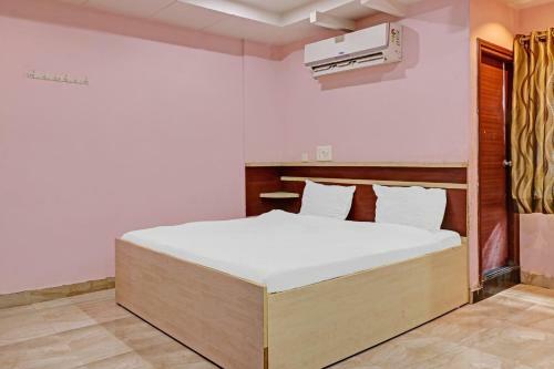 Capital O 71460 Hotel Nvr