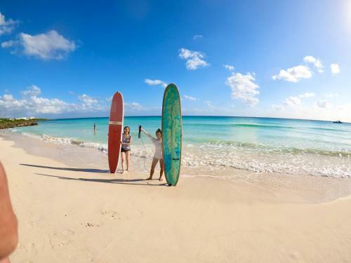 Hostal Happy Island Miyako