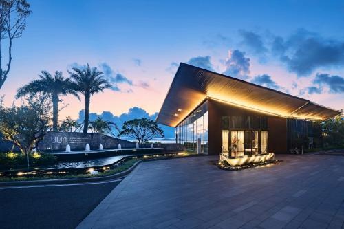 Long Cheer Zanyee Hotel