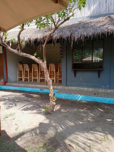 Hostal Ajik's Guest House