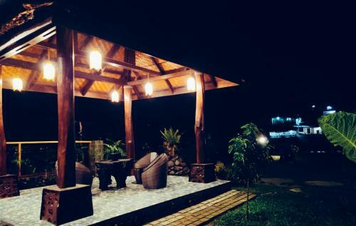 Green Travelodge Bukit Lawang