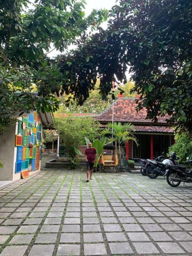 Hostal Sonosewu Guesthouse Syariah