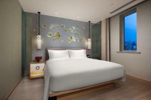 Crowne Plaza Shanghai Nanjing Road, An Ihg Hotel