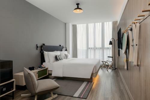 Hotel Moxy Shanghai Hongqiao Cbd