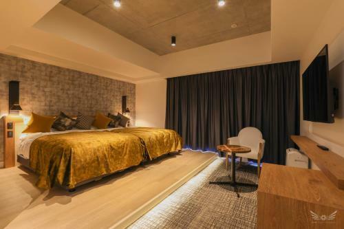 Hotel Ffffff???
