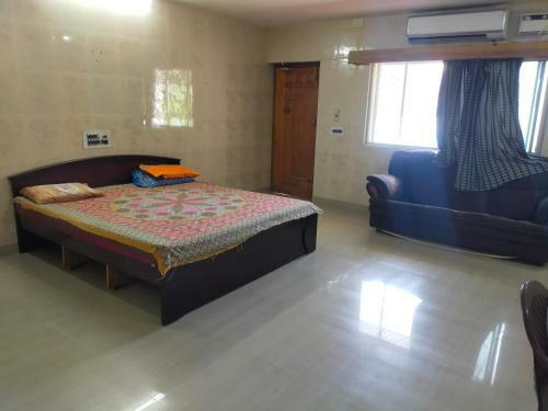 Hostal M Sathish Guest House