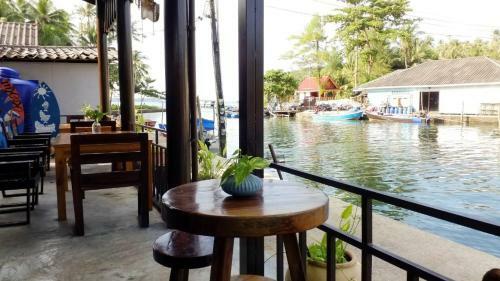 Hostal Baan Rabieng Talay Homestay??????????????? ???????????????