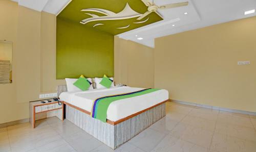 Hotel Treebo Trip Navratna