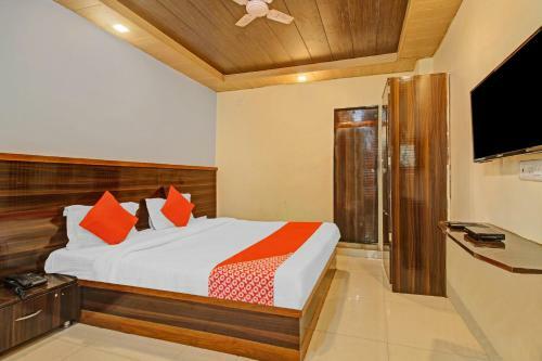 Oyo Flagship 87535 Hotel Shree Mahalaxmi