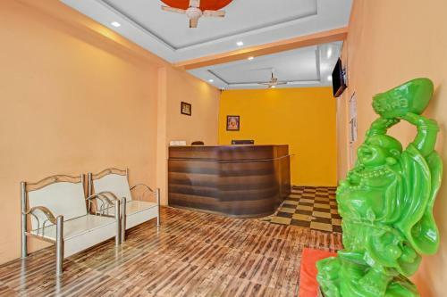 Oyo Flagship 87535 Hotel Shree Mahalaxmi