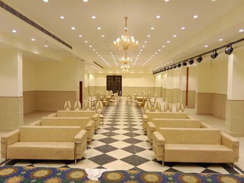 Hotel Sks Grand Palace