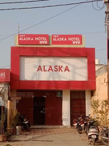 Hotel Oyo 87433 New Alaska