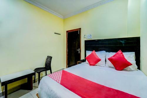 Oyo 66090 Hotel Bsr Grand