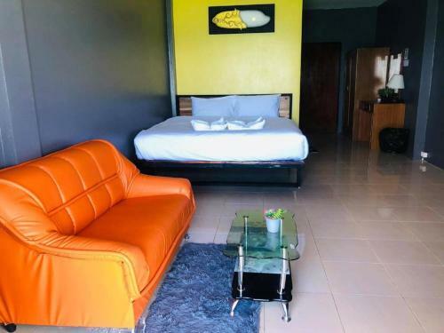 Pond's Hostel